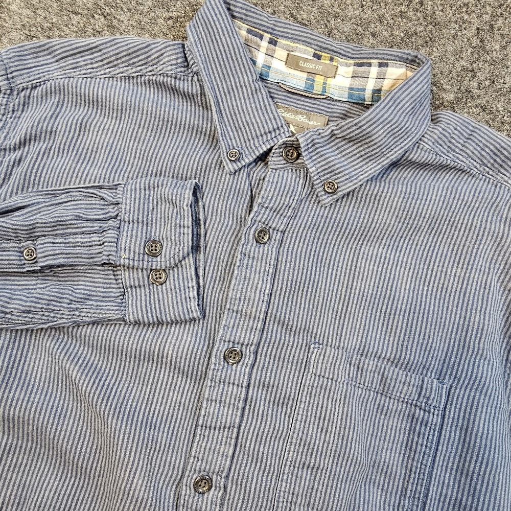 Eddie Bauer Men's Large Classic Fit Blue Striped Button‎ Down Long Sleeve Shirt